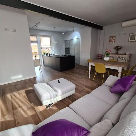 Cuore Di Alba Charming Apartment Exteriör bild